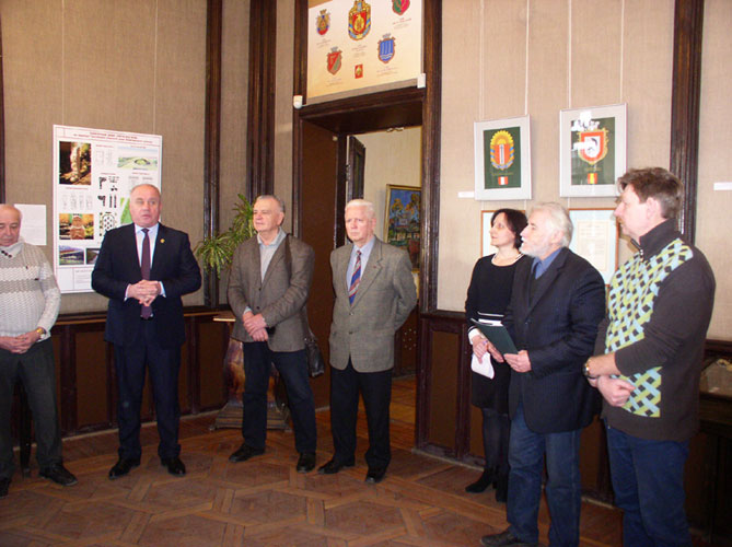 p2005.jpg (78947 bytes)