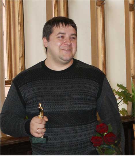 2015a.jpg (25268 bytes)