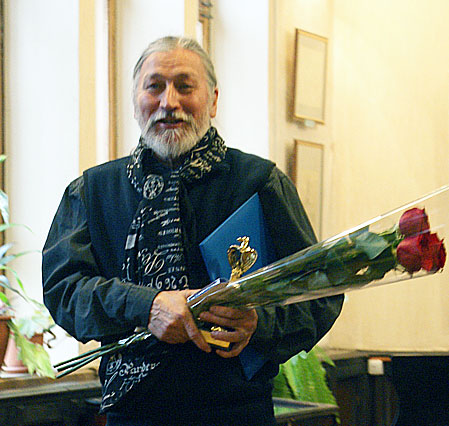 2018a.jpg (59079 bytes)